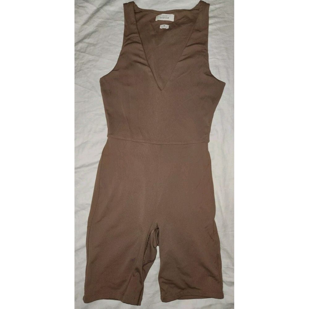 Aritzia Babaton Contour V-Neck Romper in Mocha- Size XS